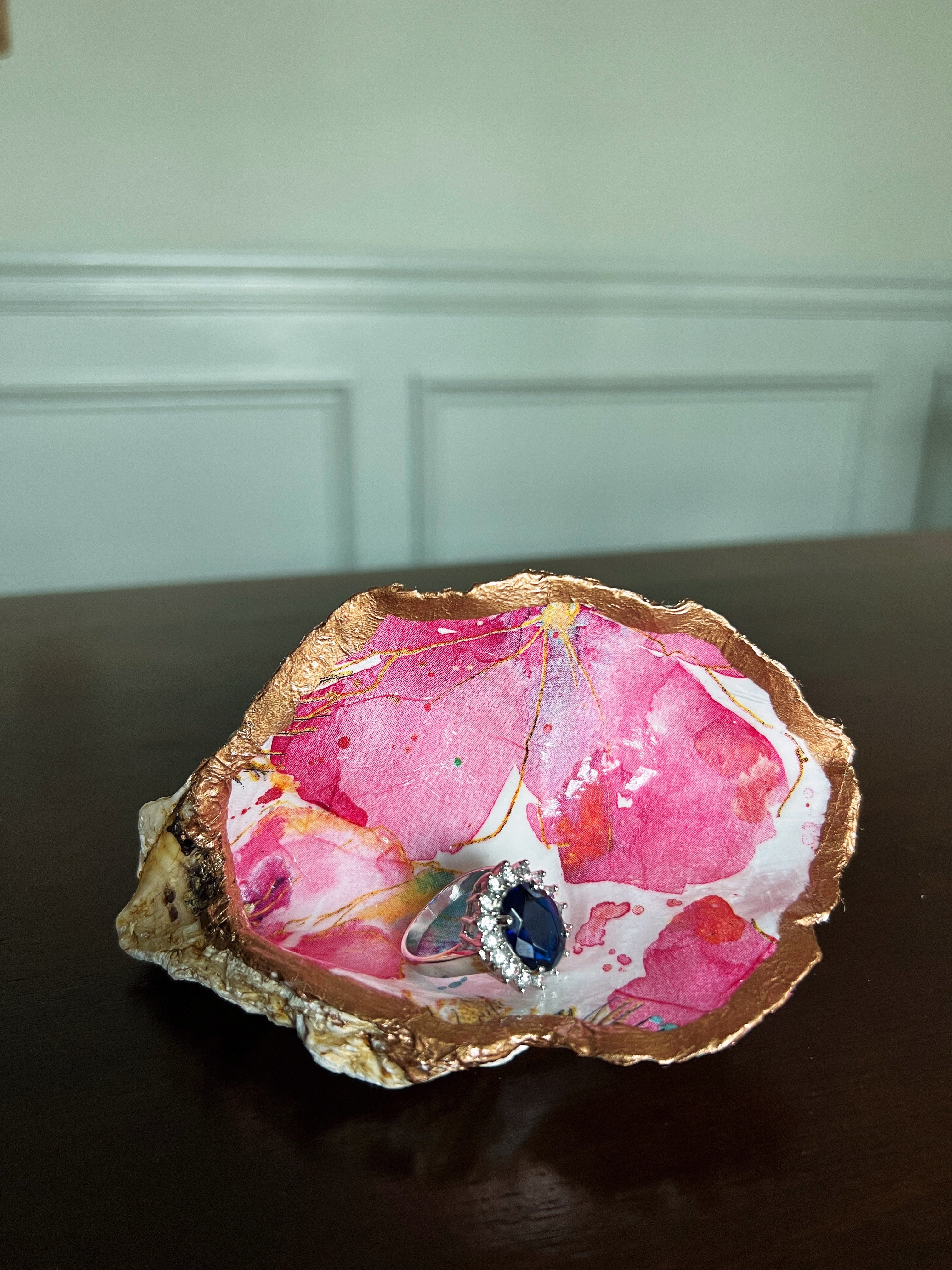 Pretty in Pink (Oyster)