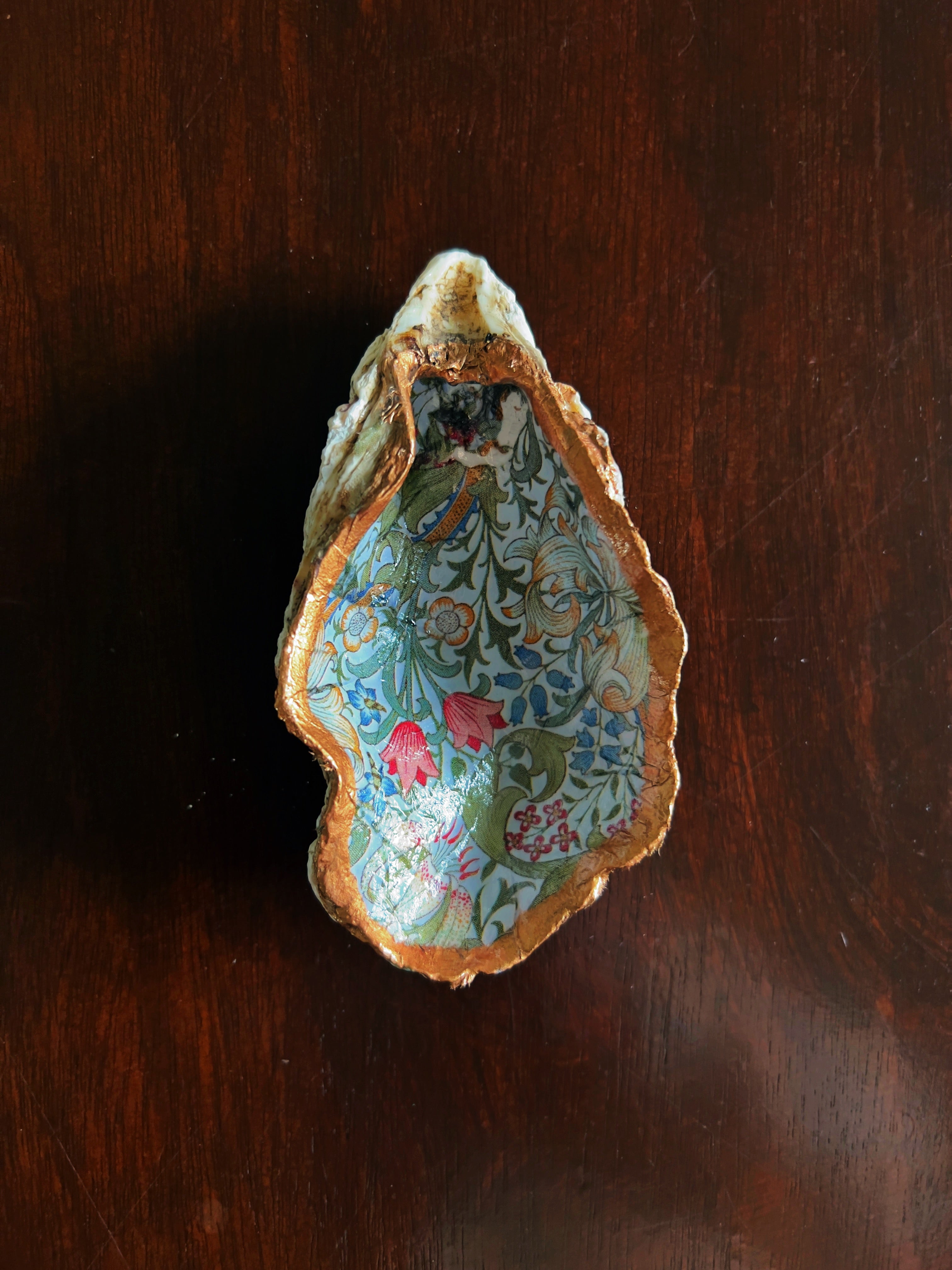 Golden Lily (Oyster)