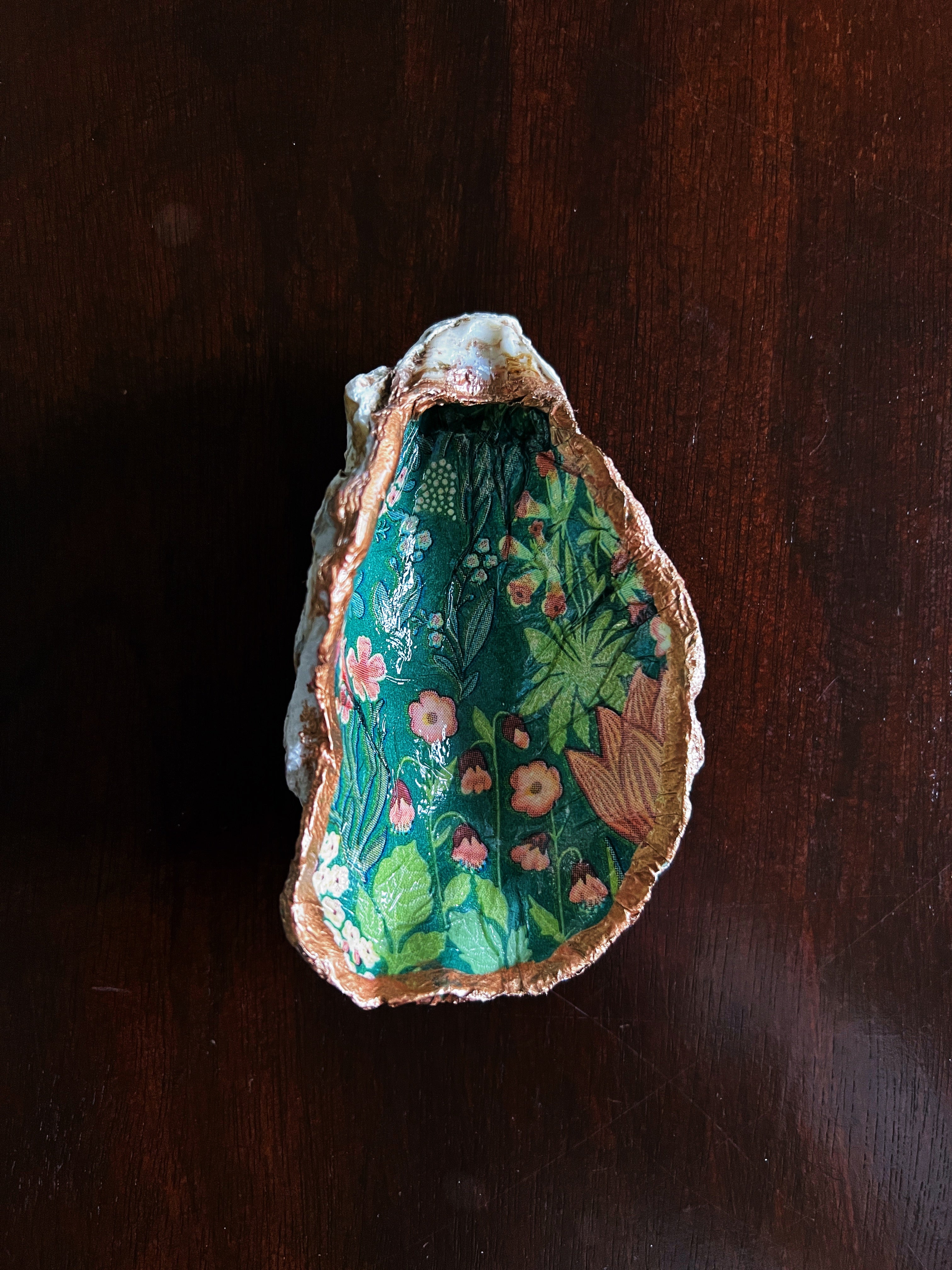 Secret Garden (Oyster)
