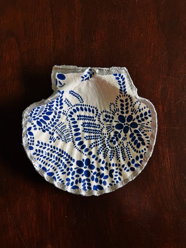 Blue & White (Scallop)