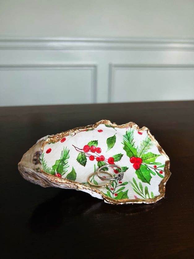 Christmas Holly (Oyster)