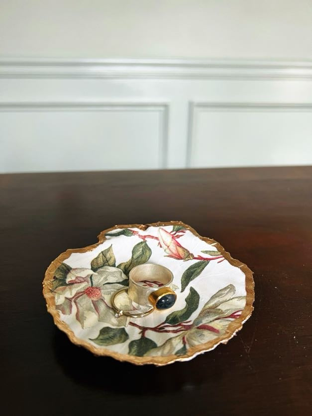 Steel Magnolia (Scallop)