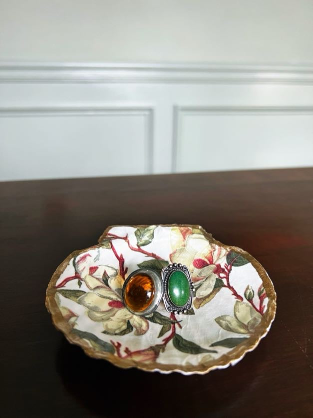 Steel Magnolia (Scallop)