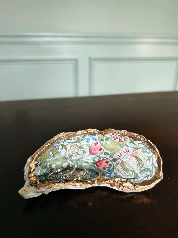 Golden Lily (Oyster)