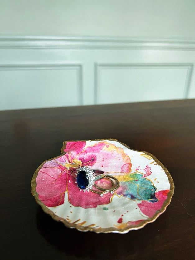 Pretty in Pink (Scallop)